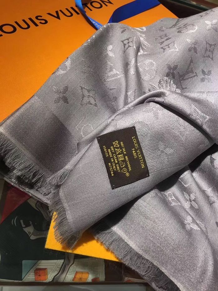 Louis Vuitton Scarf LV00107